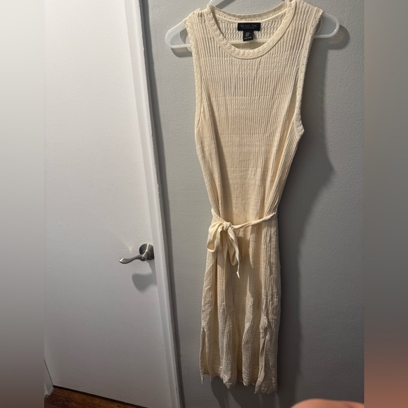 Rachel Zoe Sleeveless Cream Maxi Dress with belt tie size M - Picture 1 of 4